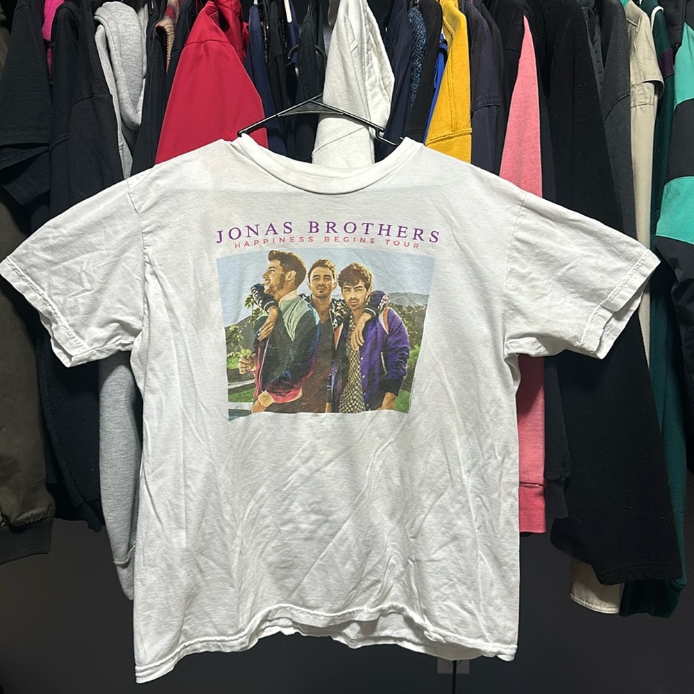 Jonas brothers Happiness Begins 2019 Tour T-Shirt - Picture 1 of 6